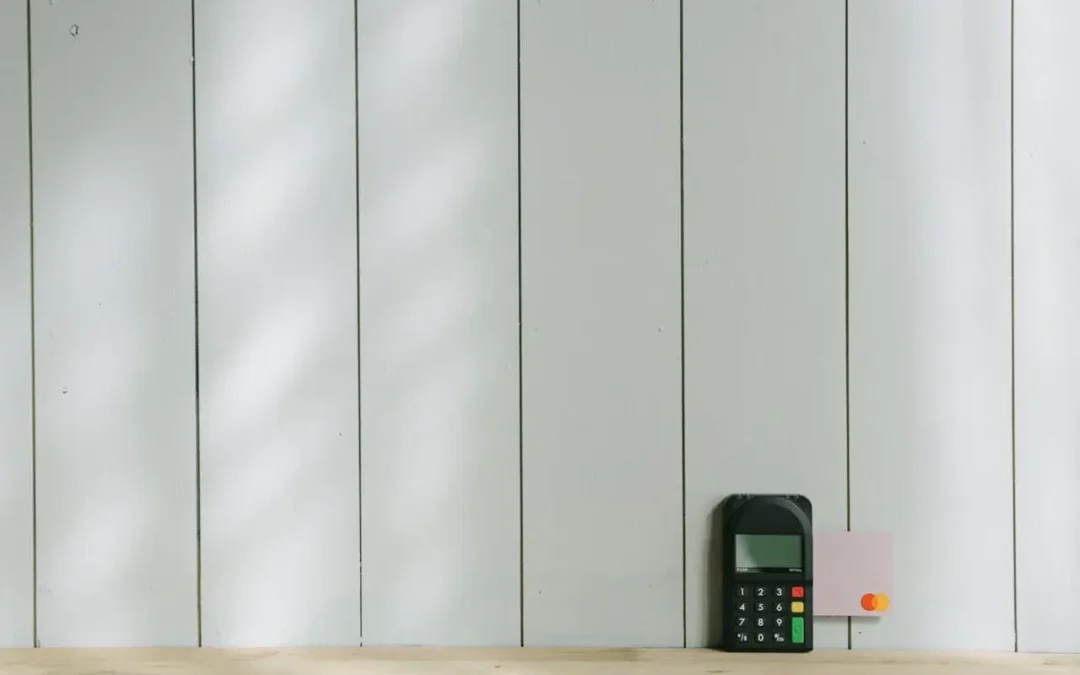 Arbitragem de Cartões de Crédito: Maximizando Pontos e Minimizando a Exposição aos Juros